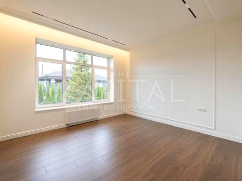 будинок за адресою Набережна