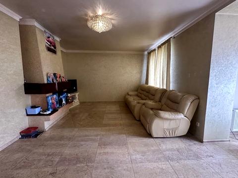 будинок за адресою Миру