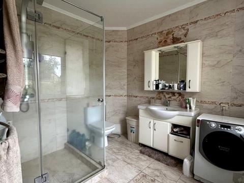 будинок за адресою Миру