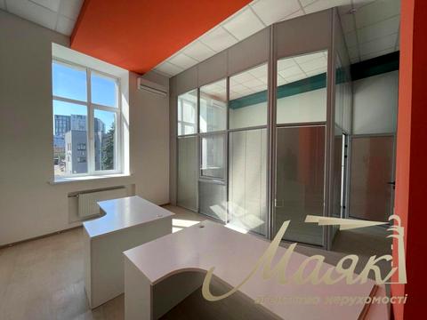 коммерческая по адресу Лейпцигская ул., 15