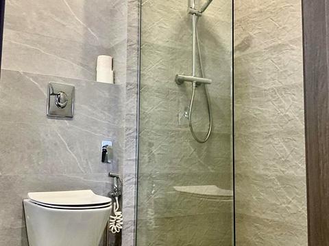 квартира за адресою Дніпровська набережна вул., 18-Б