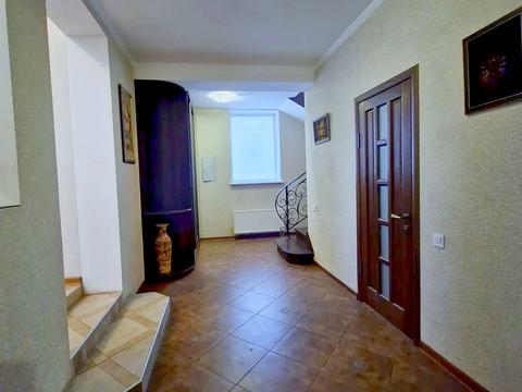 будинок за адресою дніпровська