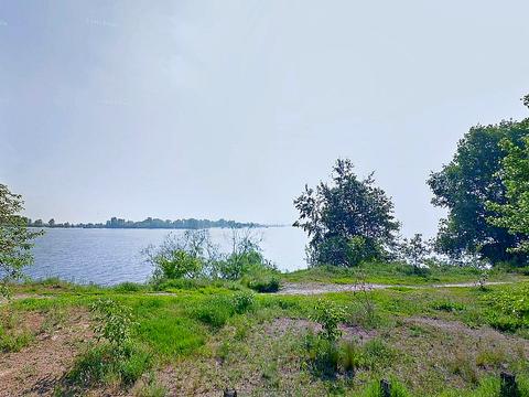 будинок за адресою дніпровська