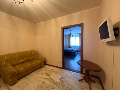 квартира за адресою Ревуцького вул., 54