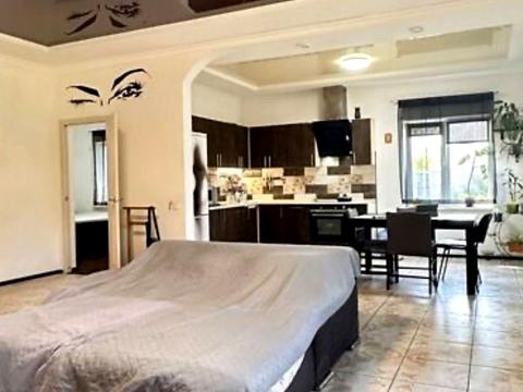 будинок за адресою Зразкова