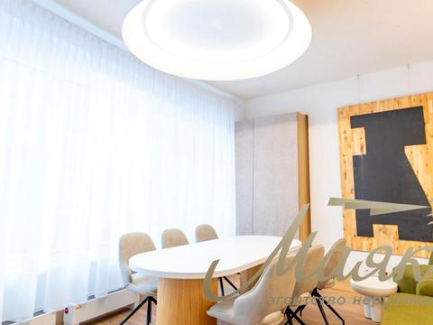 комерційна за адресою Буслівська вул., 12