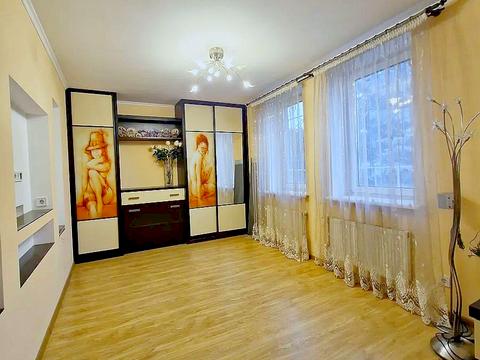 будинок за адресою дніпровська