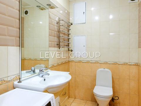 квартира за адресою Анни Ахматової вул., 43