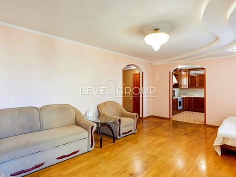 квартира за адресою Анни Ахматової вул., 43