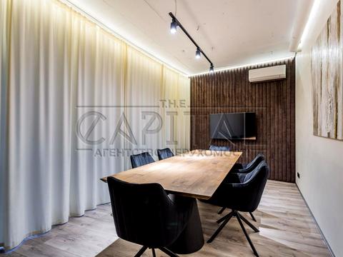 комерційна за адресою Буслівська вул., 12