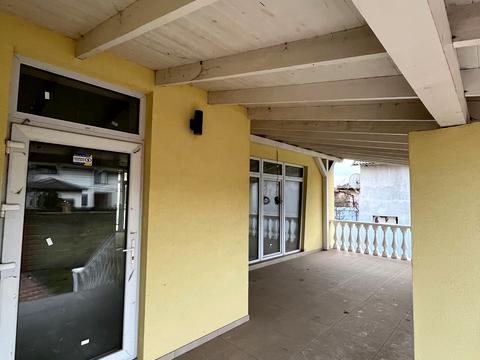 будинок за адресою Андрія Малишка вул. (Льва Толстого)