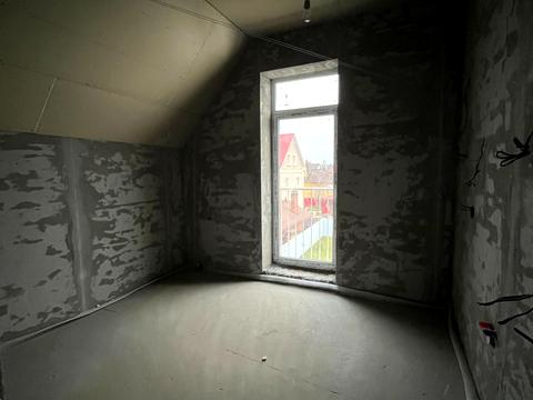 будинок за адресою Андрія Малишка вул. (Льва Толстого)