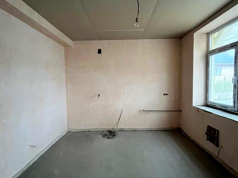 будинок за адресою Андрія Малишка вул. (Льва Толстого)