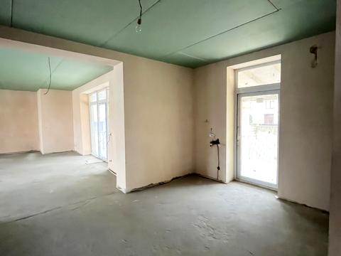 будинок за адресою Андрія Малишка вул. (Льва Толстого)