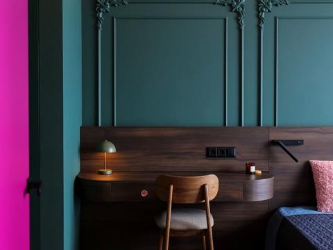 квартира за адресою Причальна вул., 12