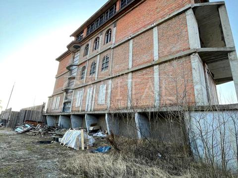 коммерческая по адресу молодіжна, 1