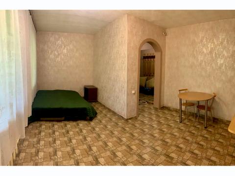 квартира за адресою Високовольтна вул., 10