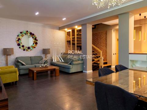 дом по адресу Київська ул.