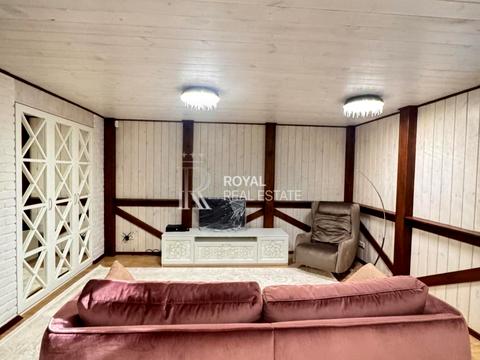 дом по адресу Київська ул.