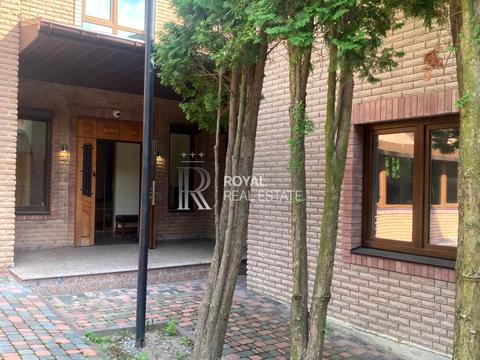 будинок за адресою Ватутіна пров.