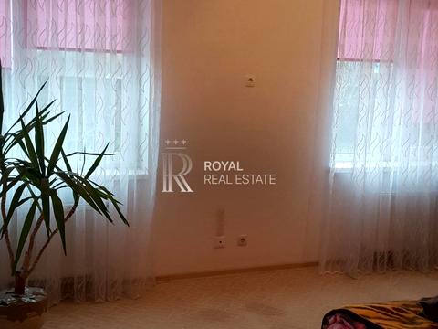 будинок за адресою Першотравнева вул.