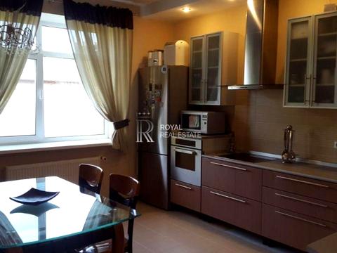 будинок за адресою Щаслива вул.