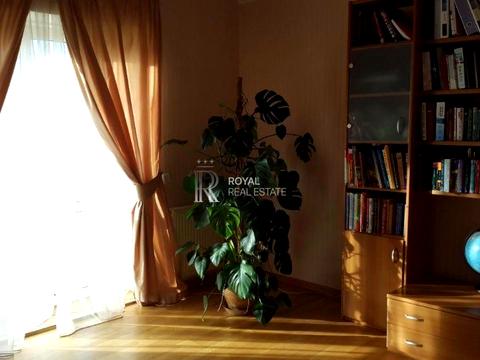 будинок за адресою Щаслива вул.