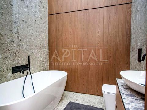 дом по адресу вул. Молодіжна