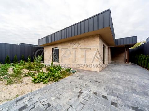 дом по адресу вул. Молодіжна