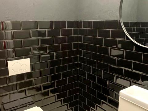 коммерческая по адресу Андрея Верхогляда ул. (Михайла Драгомирова), 15