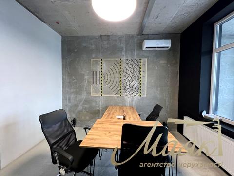 коммерческая по адресу Андрея Верхогляда ул. (Михайла Драгомирова), 15