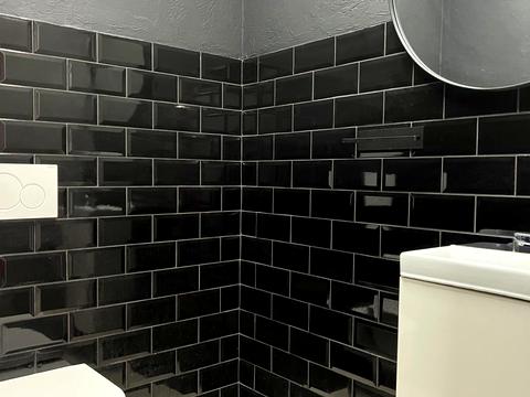 коммерческая по адресу Андрея Верхогляда ул. (Михайла Драгомирова), 15