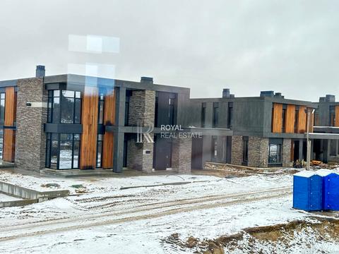 будинок за адресою Черняхівського вул.