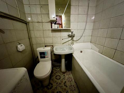 квартира за адресою Варшавська вул., 33/7