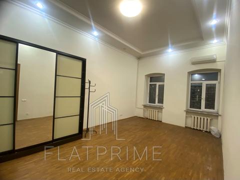 квартира за адресою Михайлівська вул., 18-А