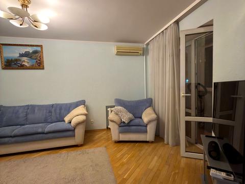 квартира за адресою Зоряний бульв., 1