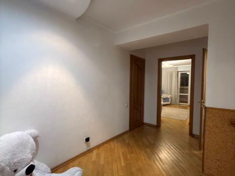 квартира за адресою Зоряний бульв., 1