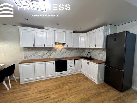 квартира за адресою Романа Левицького вул., 4