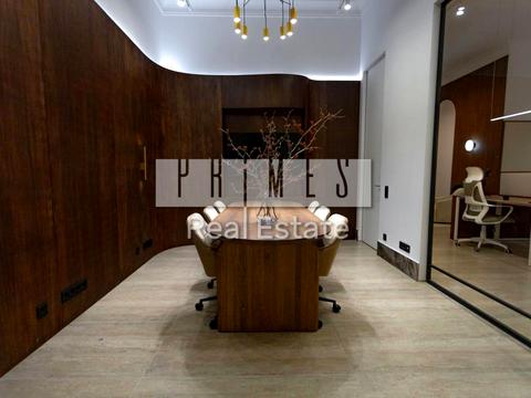 комерційна за адресою Саксаганського вул., 58