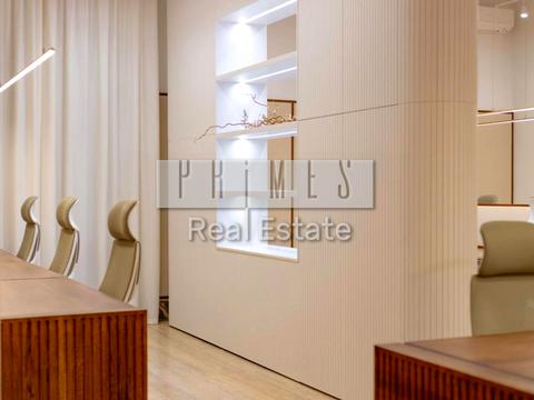 комерційна за адресою Саксаганського вул., 58