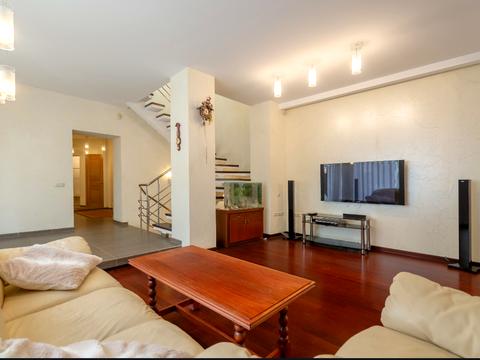 будинок за адресою Дмитра Дорошенка вул. (Чигоріна), 9