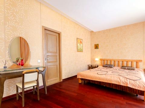 будинок за адресою Дмитра Дорошенка вул. (Чигоріна), 9