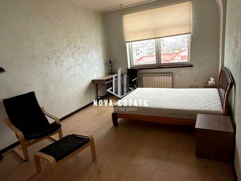 квартира за адресою Кудрявський узвіз, 3-Б