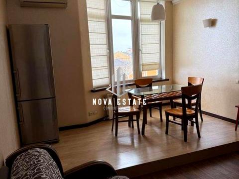 квартира за адресою Кудрявський узвіз, 3-Б