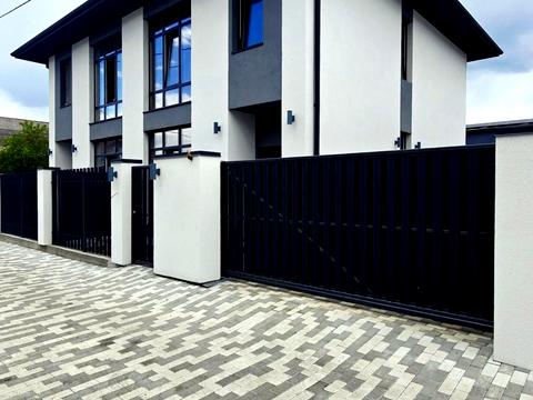 будинок за адресою с. Петропавлівська борщагівка, Івана Багряного вул., 40