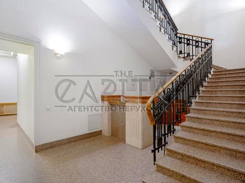 будинок за адресою Контрактова пл., 10-А