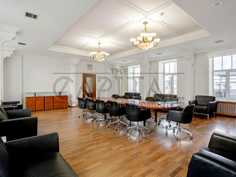 будинок за адресою Контрактова пл., 10-А