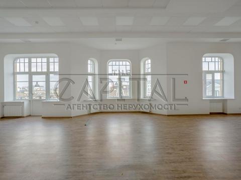 будинок за адресою Контрактова пл., 10-А