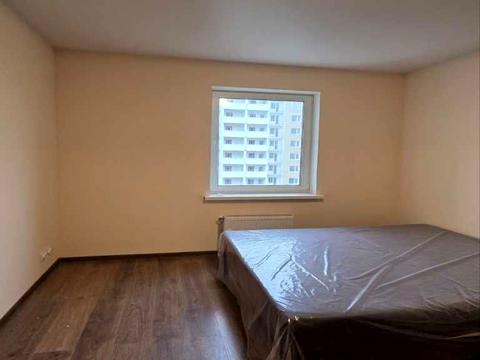 квартира за адресою Сергія Параджанова вул., 1