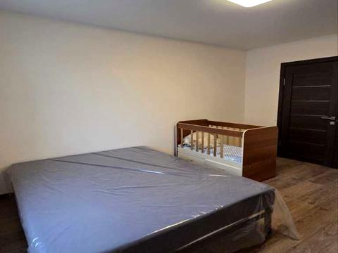 квартира за адресою Сергія Параджанова вул., 1